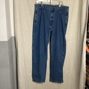 Rustler Men's Relaxed Fit Blue Jeans